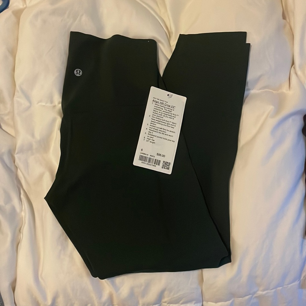 Lululemon Align crop 23” rainforest green